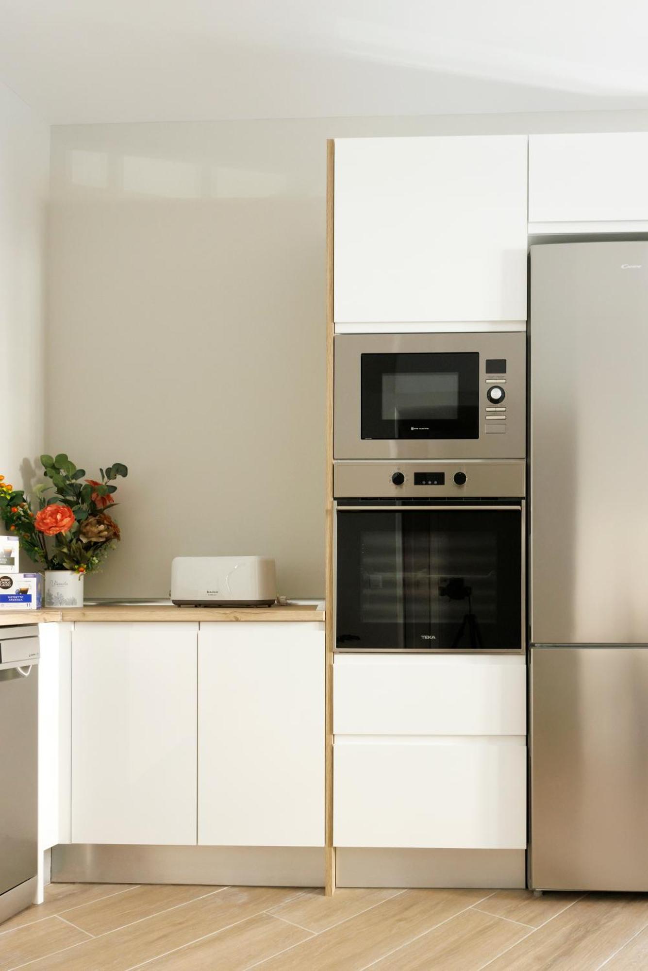 알칼라데에나레스 Apartamento Deluxe El Avion 아파트 외부 사진
